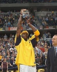  勒沃库森核心球员遭遇重伤缺阵  