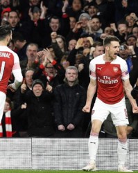  切尔西锋线集体迷失，水晶宫铁桶阵逼平豪门  