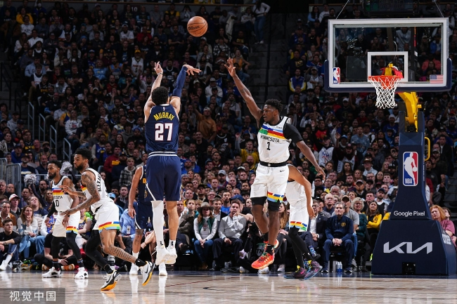  爱德华兹爆砍四十一分，森林狼加时险胜掘金队  