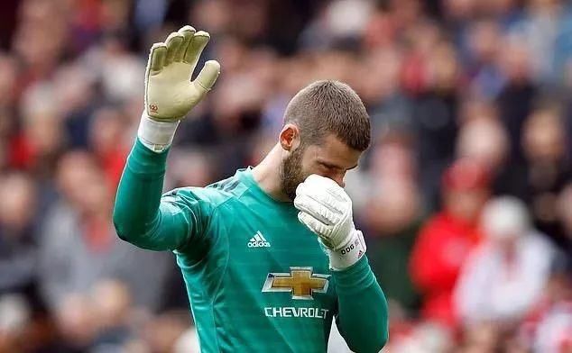  勒阿弗尔门将低级失误送礼，到手胜利瞬间变失利