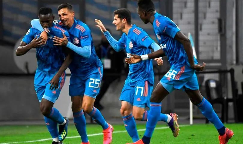  马赛客场逆转布雷斯特，帕耶头槌制胜显霸气