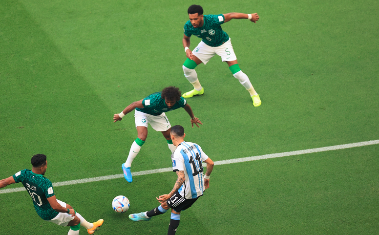  昂热定位球战术屡建奇功战胜蒙彼利埃